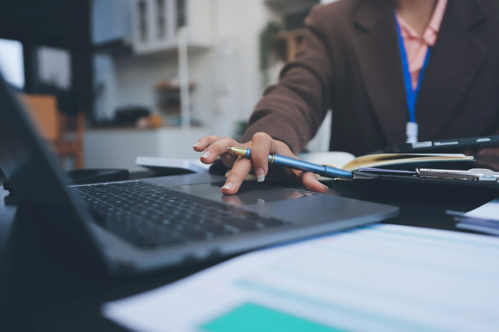 Medical staff using secure managed IT infrastructure